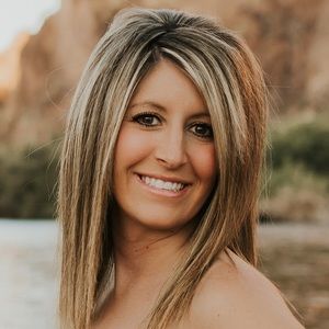 Meet your Posher, Jandi